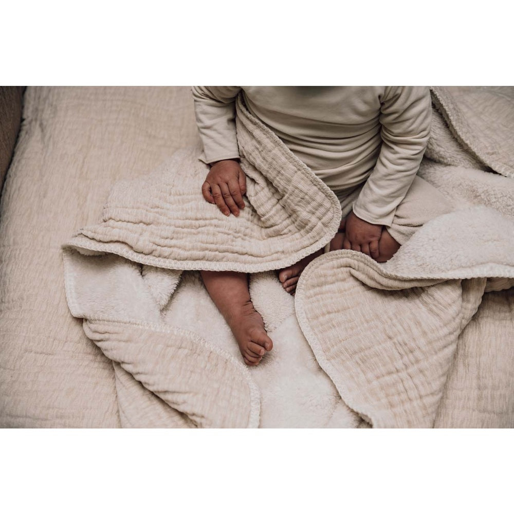 Koeka Omslagdoek Teddy Rivoli - Warm White | Wikkeldeken