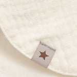 Huttelihut Muslin Zomerhoedje met Oortjes – Luchtig Babyhoedje – White