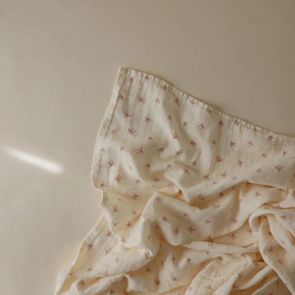 Mushie Swaddle - 120x120cm - Strikjes