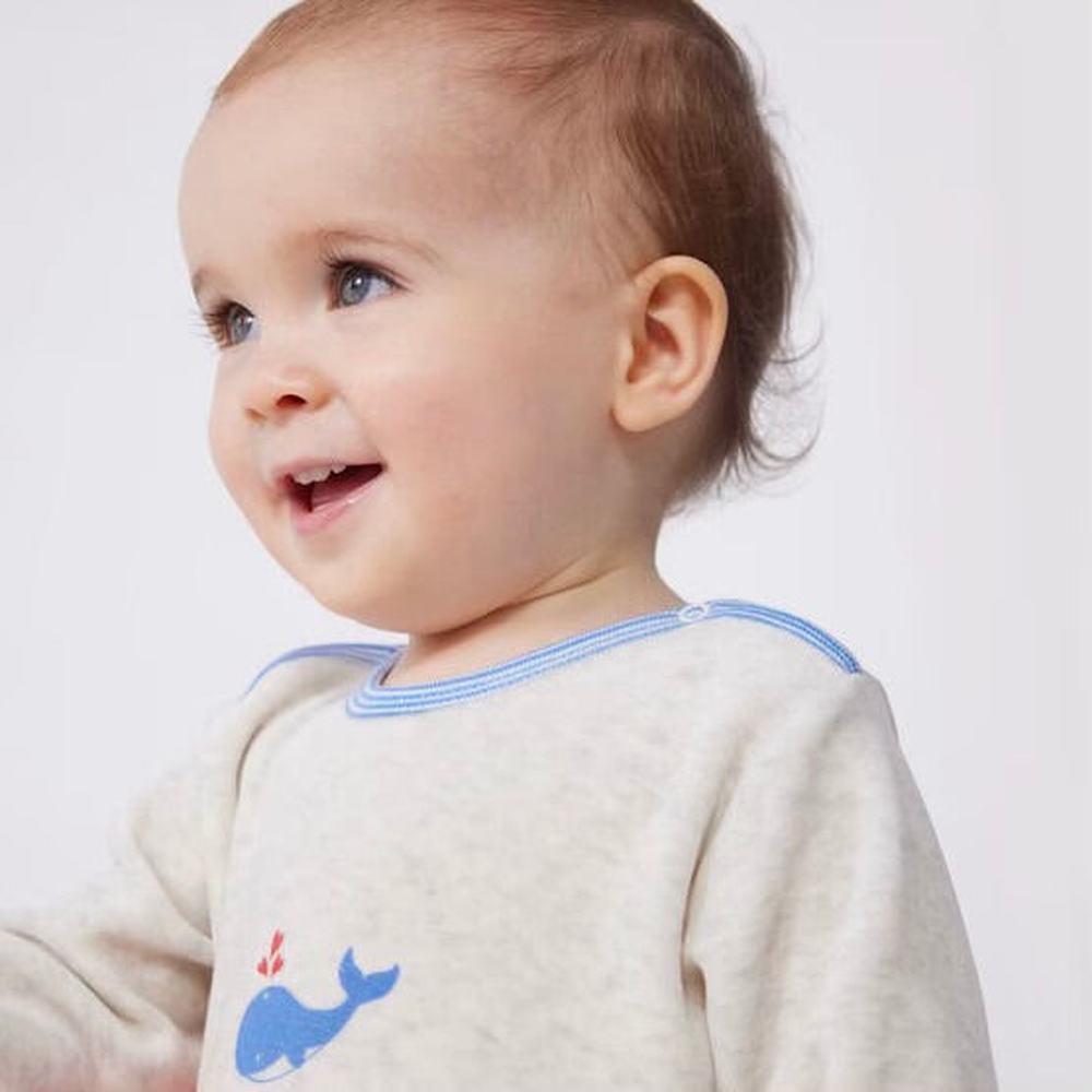 Petit Bateau Fluwelen Babypyjama Met Sluiting Op De Rug - Walvis