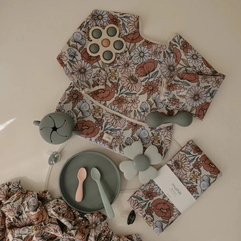 Mushie Slabbetje Met Lange Mouwen - Retro Flowers